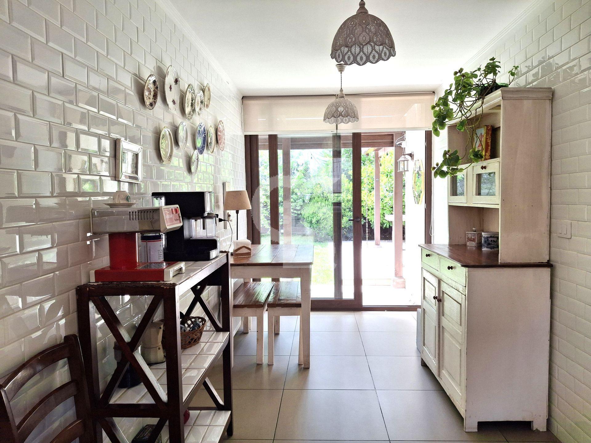 La Reina, Chile, 5 Bedrooms Bedrooms, ,5 BathroomsBathrooms,Residential,For Sale,1968916