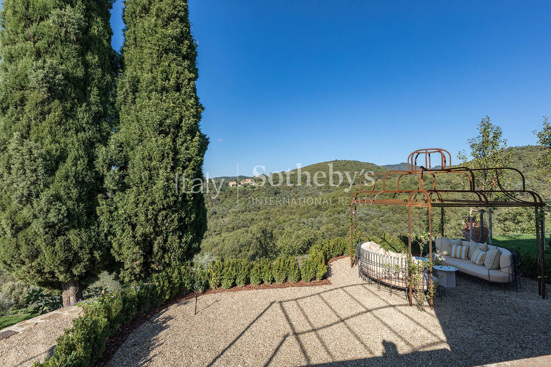  Refined renovated villa in the heart of Chianti - 物件實景