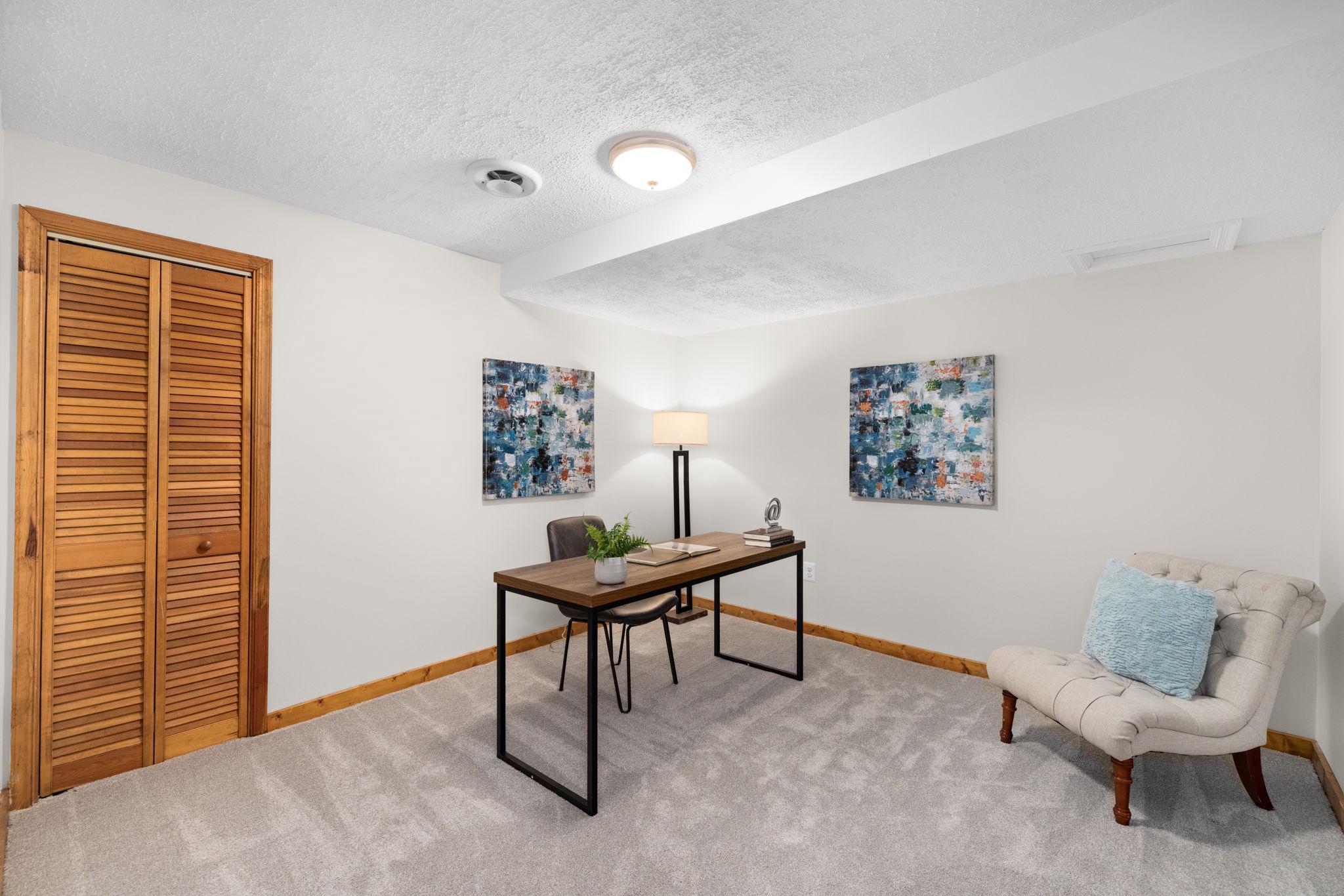  6520 White Post Road, Centreville, VA, 20121 - 物件實景