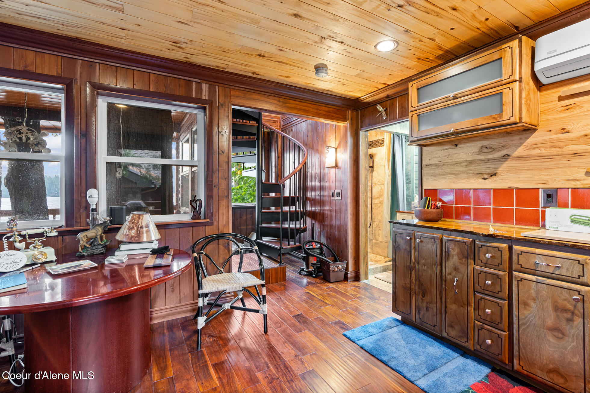 Newport, Washington, 99156, United States, 3 Bedrooms Bedrooms, ,3 BathroomsBathrooms,Residential,For Sale,1900735
