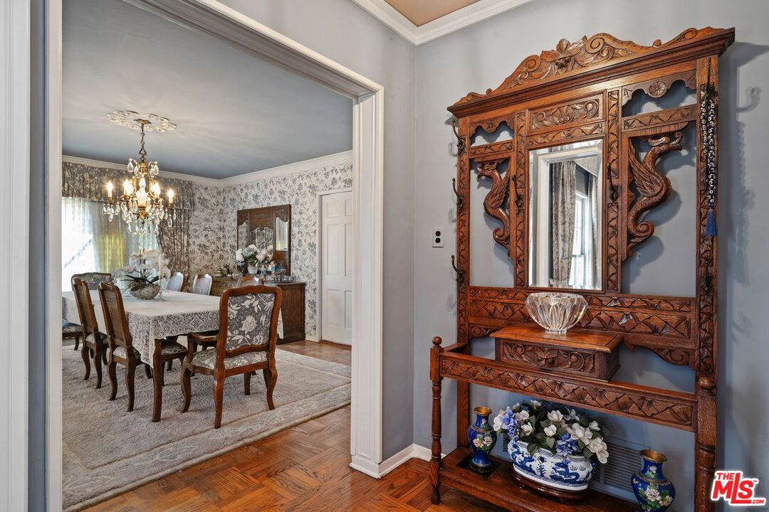 Los Angeles, California, 90049, United States, 4 Bedrooms Bedrooms, ,4 BathroomsBathrooms,Residential,For Sale,1913168