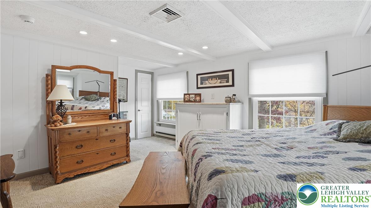 Allentown City, Pennsylvania, 18103, United States, 3 Bedrooms Bedrooms, ,2 BathroomsBathrooms,Residential,For Sale,1993437