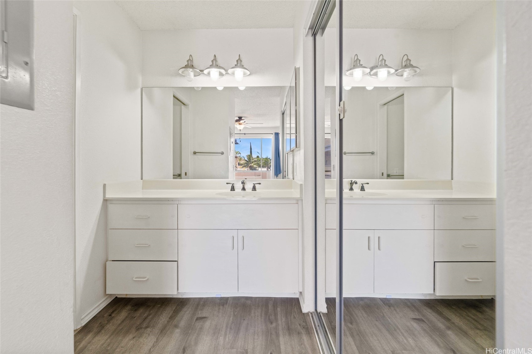 Ewa Beach, Hawaii, 96706, United States, 2 Bedrooms Bedrooms, ,2 BathroomsBathrooms,Residential,For Sale,1874308