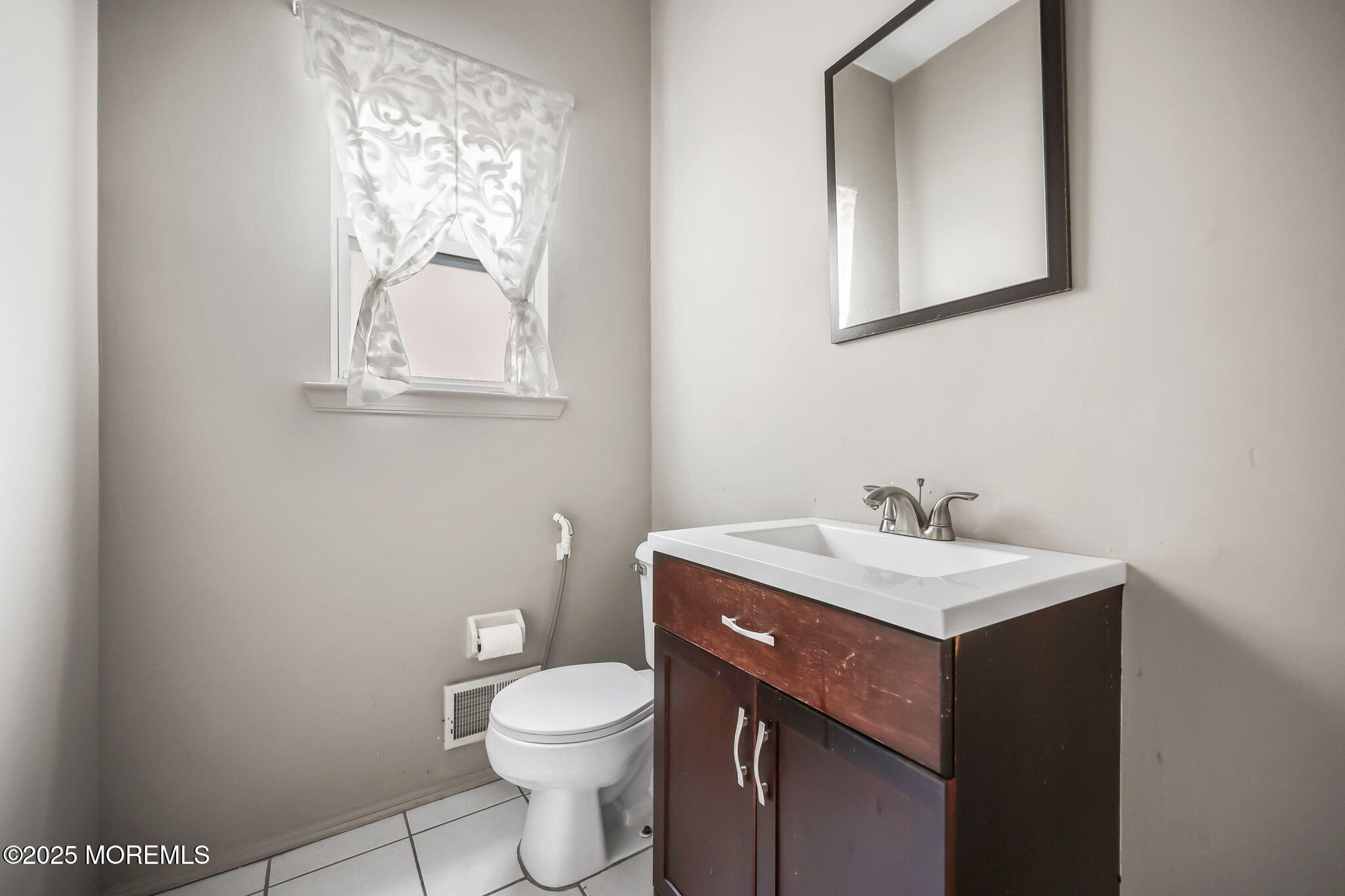 Marlboro, New Jersey, 07746, United States, 4 Bedrooms Bedrooms, ,3 BathroomsBathrooms,Residential,For Sale,1975668