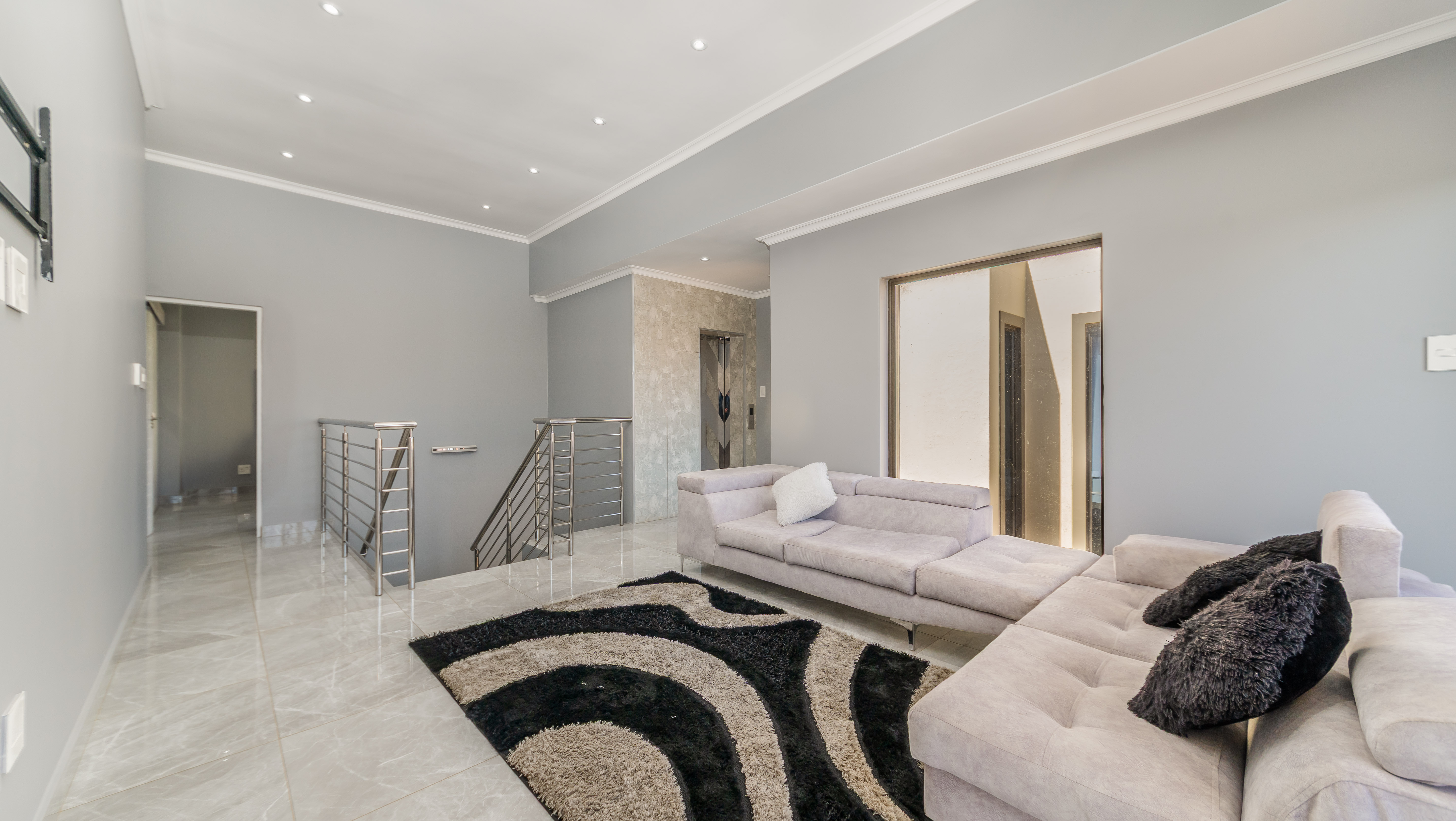  Three-Storey Contemporary Townhouse Bordering a Protected Coastal Forest - 物件實景