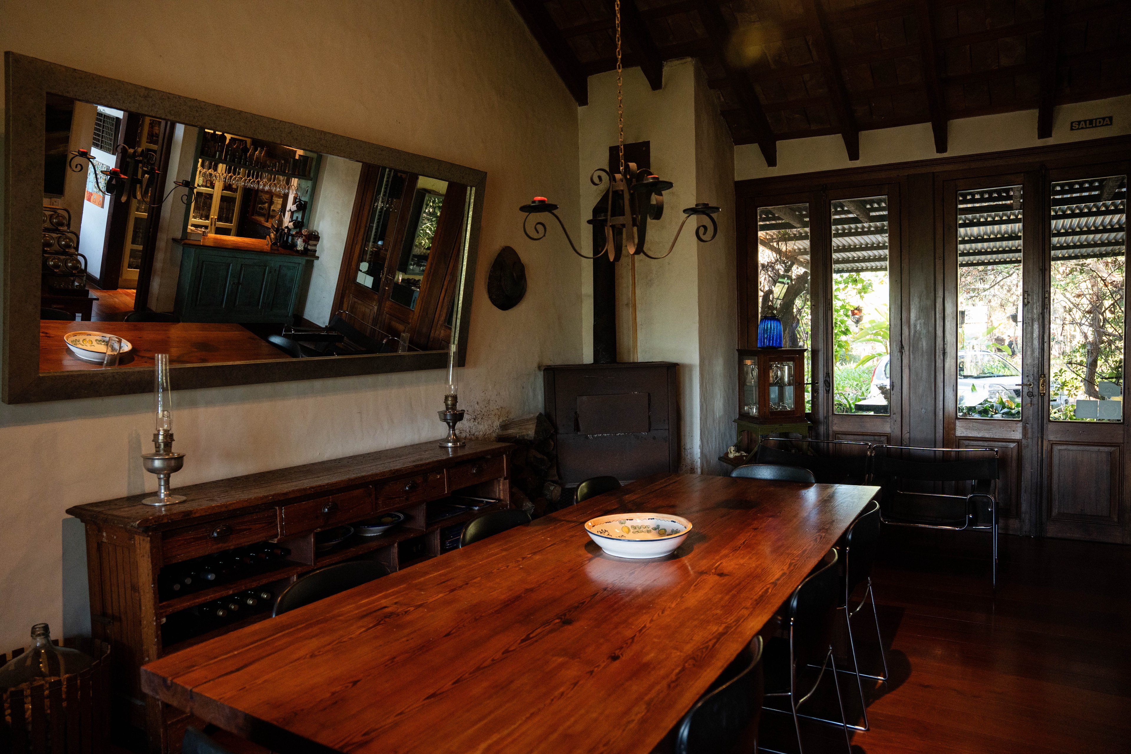  Sunset Horizons: A Historic-Inspired Signature Estate by the River - 物件實景