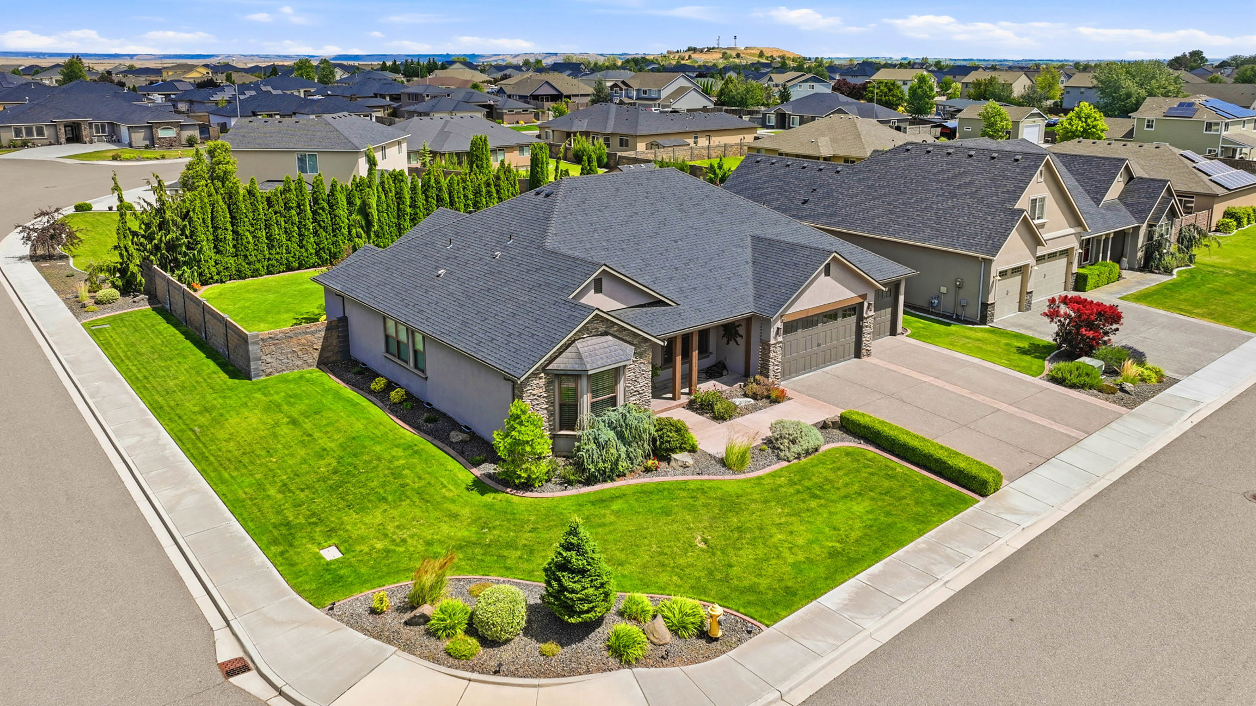  Previous Parade Home-Quality & Care - 物件實景