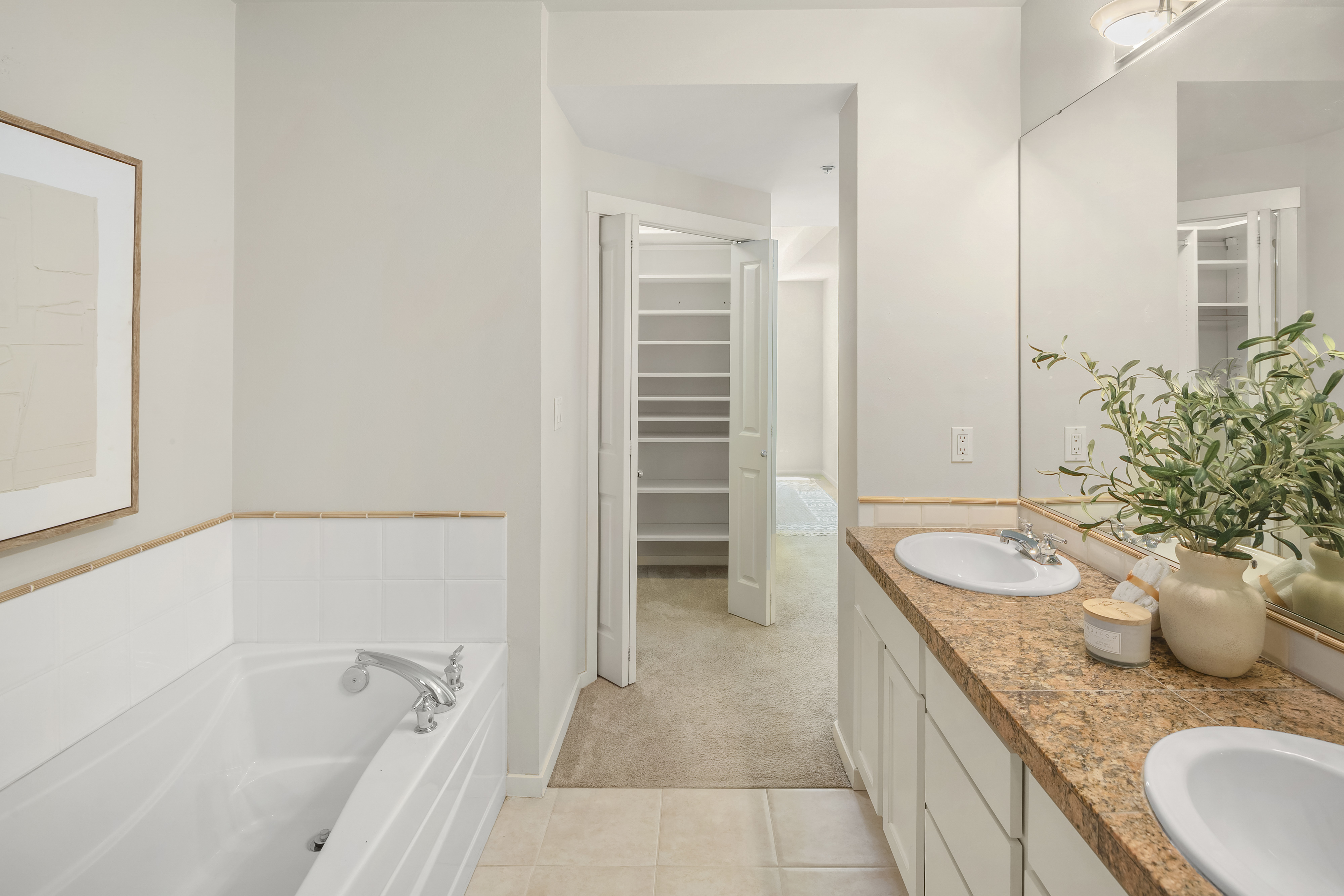  2901 NE Blakeley St Unit #409, Seattle, WA 98105 - 物件實景