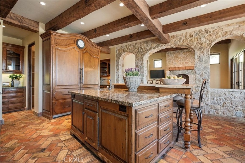 Fallbrook, California, 92028, United States, 7 Bedrooms Bedrooms, ,7 BathroomsBathrooms,Residential,For Sale,1827322