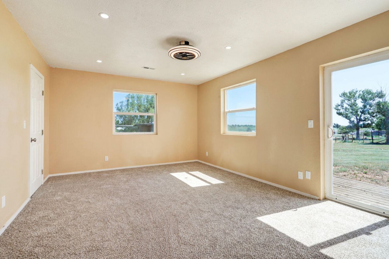 Edgewood, New Mexico, 87015, United States, 4 Bedrooms Bedrooms, ,2 BathroomsBathrooms,Residential,For Sale,1868878