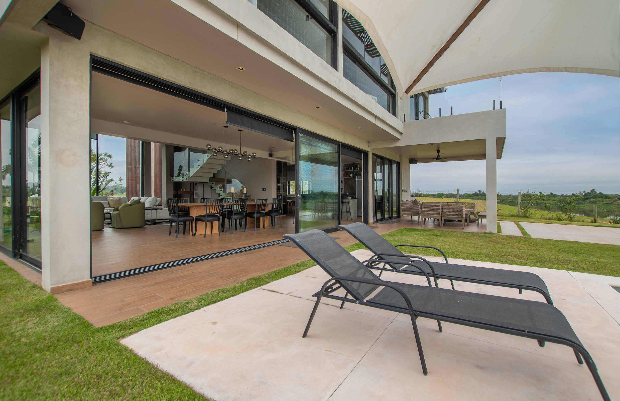 Brand-New Residence in Pueblo del Río - 物件實景