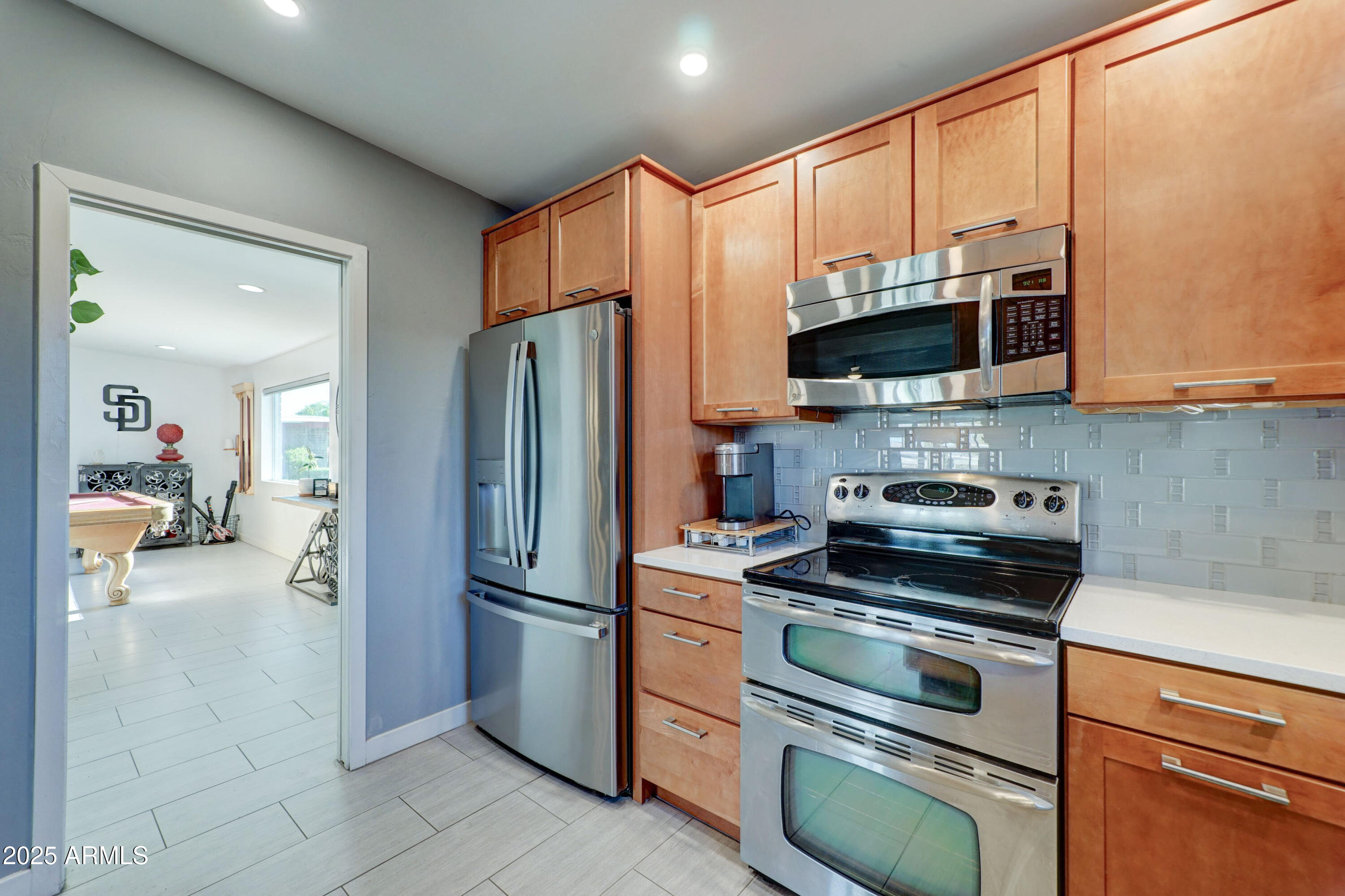 Phoenix, Arizona, 85028, United States, 4 Bedrooms Bedrooms, ,3 BathroomsBathrooms,Residential,For Sale,1989042