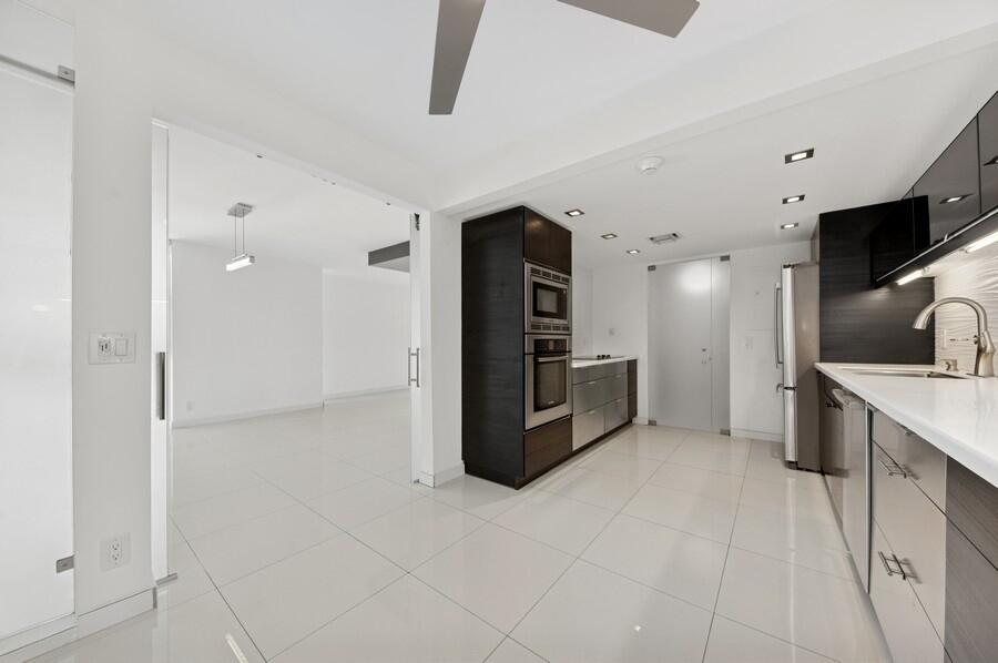 Delray Beach, Florida, 33483, United States, 2 Bedrooms Bedrooms, ,2 BathroomsBathrooms,Residential,For Sale,1826520