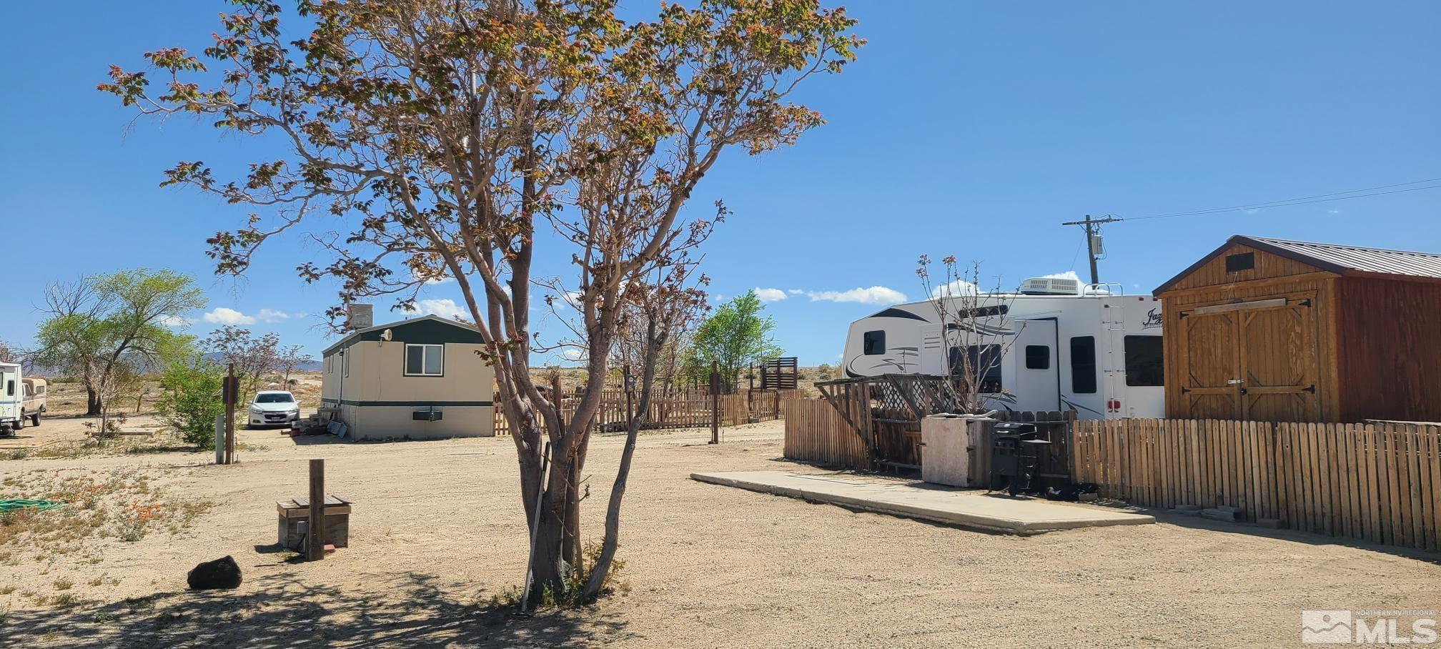 Hawthorne, Nevada, 89415, United States, ,Residential,For Sale,1784365