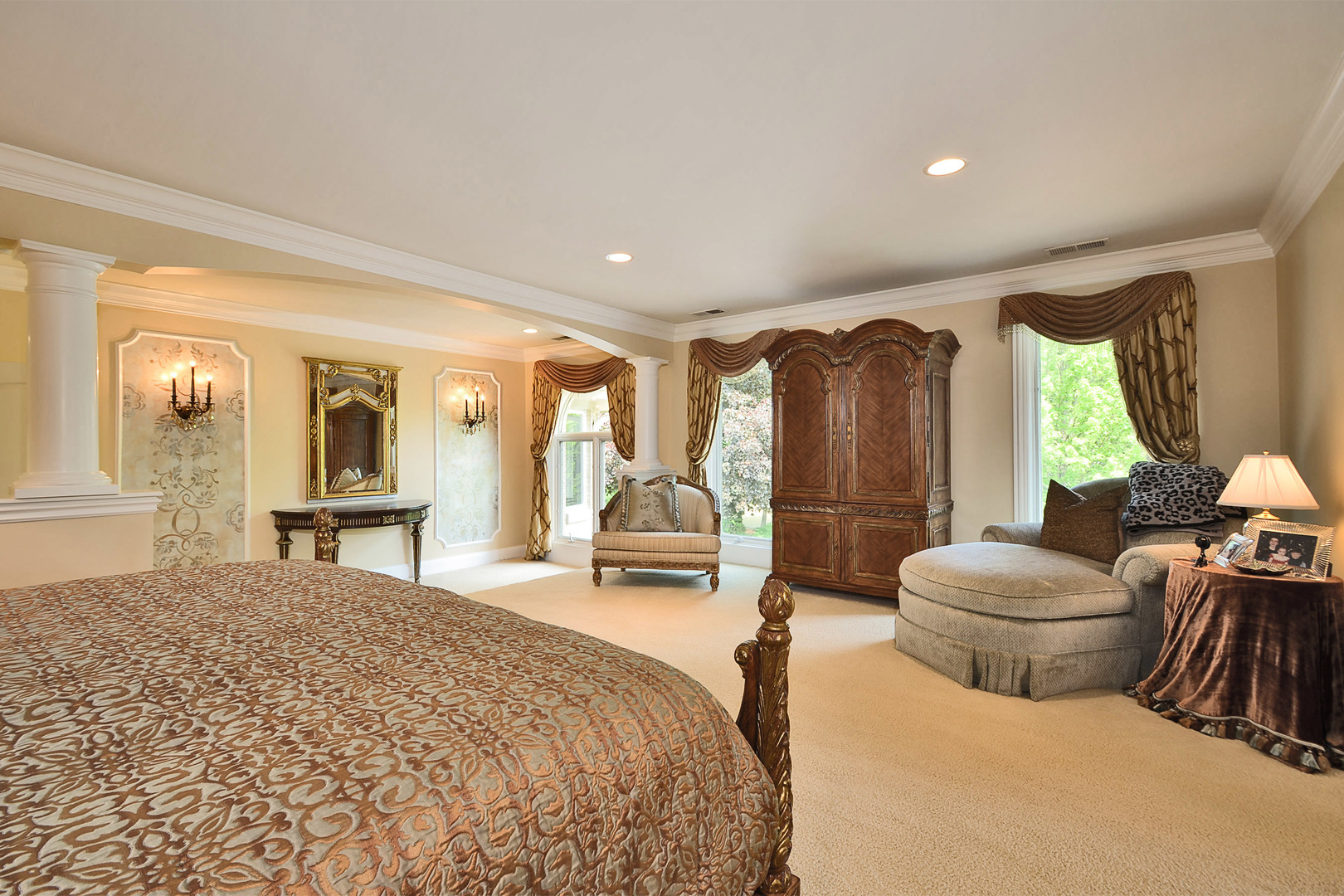 Inverness, Illinois, 60067, United States, 6 Bedrooms Bedrooms, ,10 BathroomsBathrooms,Residential,For Sale,1980609