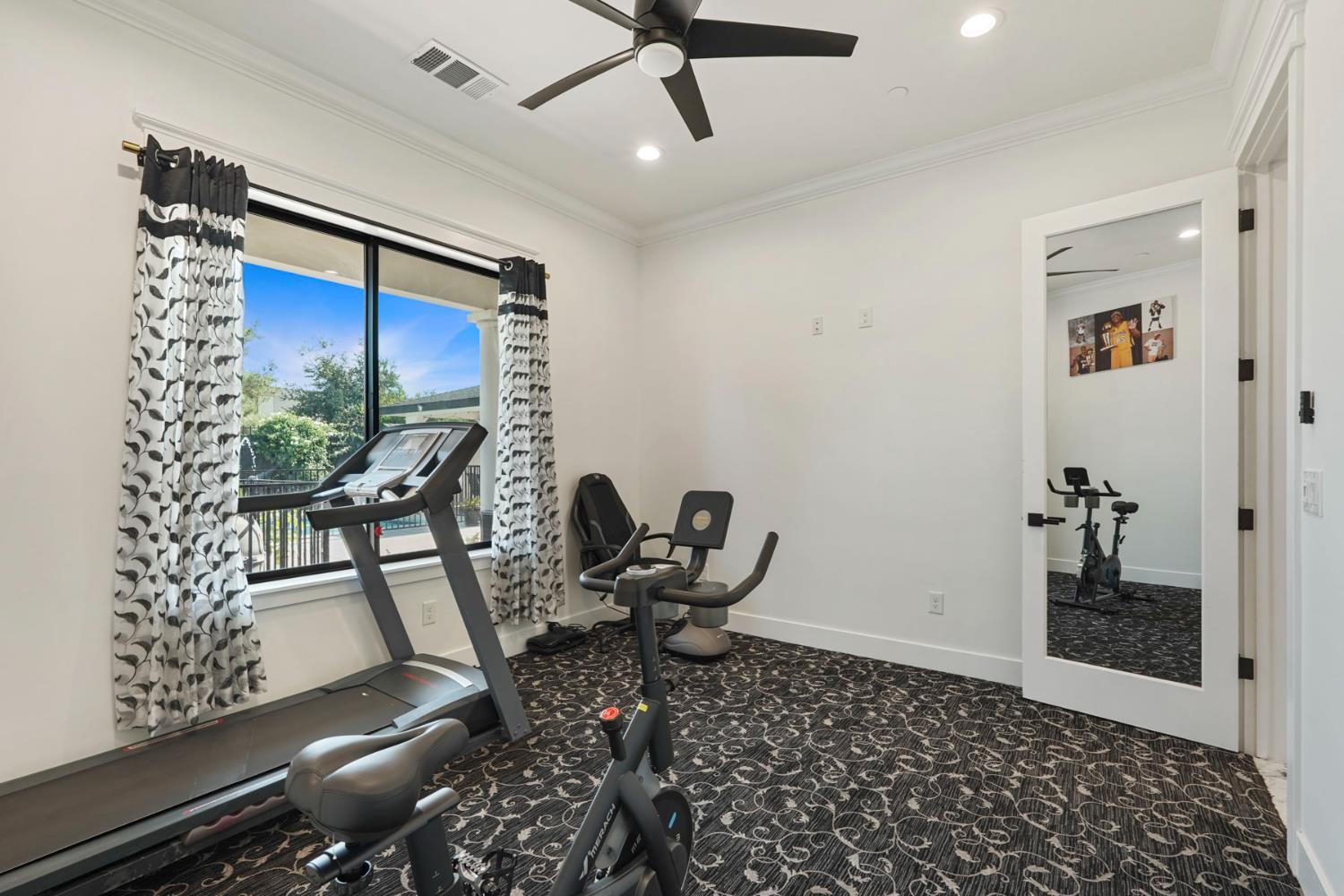 Lodi, California, 95242, United States, 5 Bedrooms Bedrooms, ,5 BathroomsBathrooms,Residential,For Sale,2012542