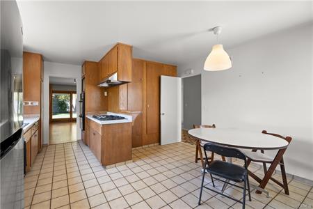 Rancho Palos Verdes, California, 90275, United States, 3 Bedrooms Bedrooms, ,2 BathroomsBathrooms,Residential,For Sale,2006428