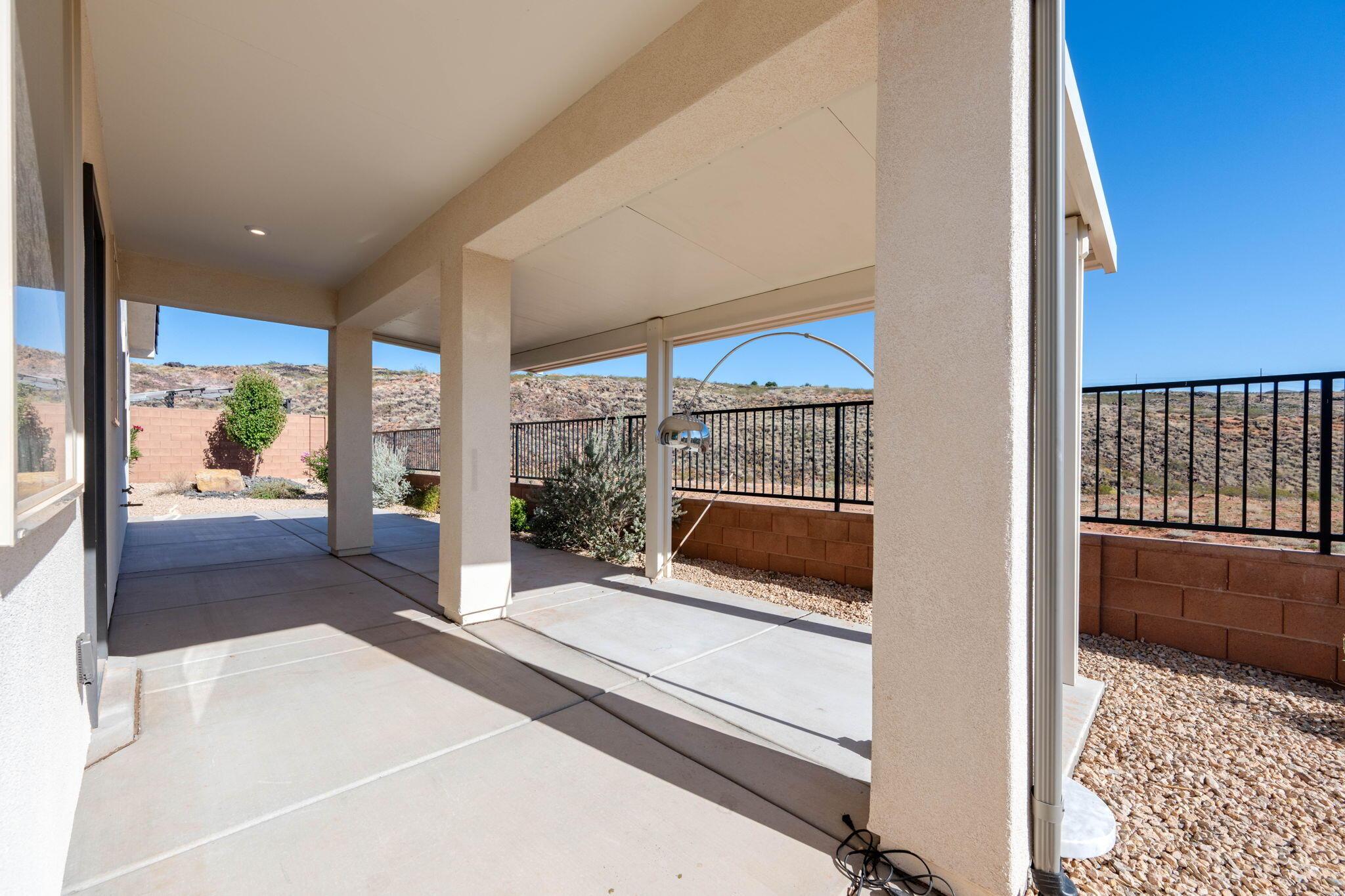 Washington, Utah, 84780, United States, 3 Bedrooms Bedrooms, ,2 BathroomsBathrooms,Residential,For Sale,1982194