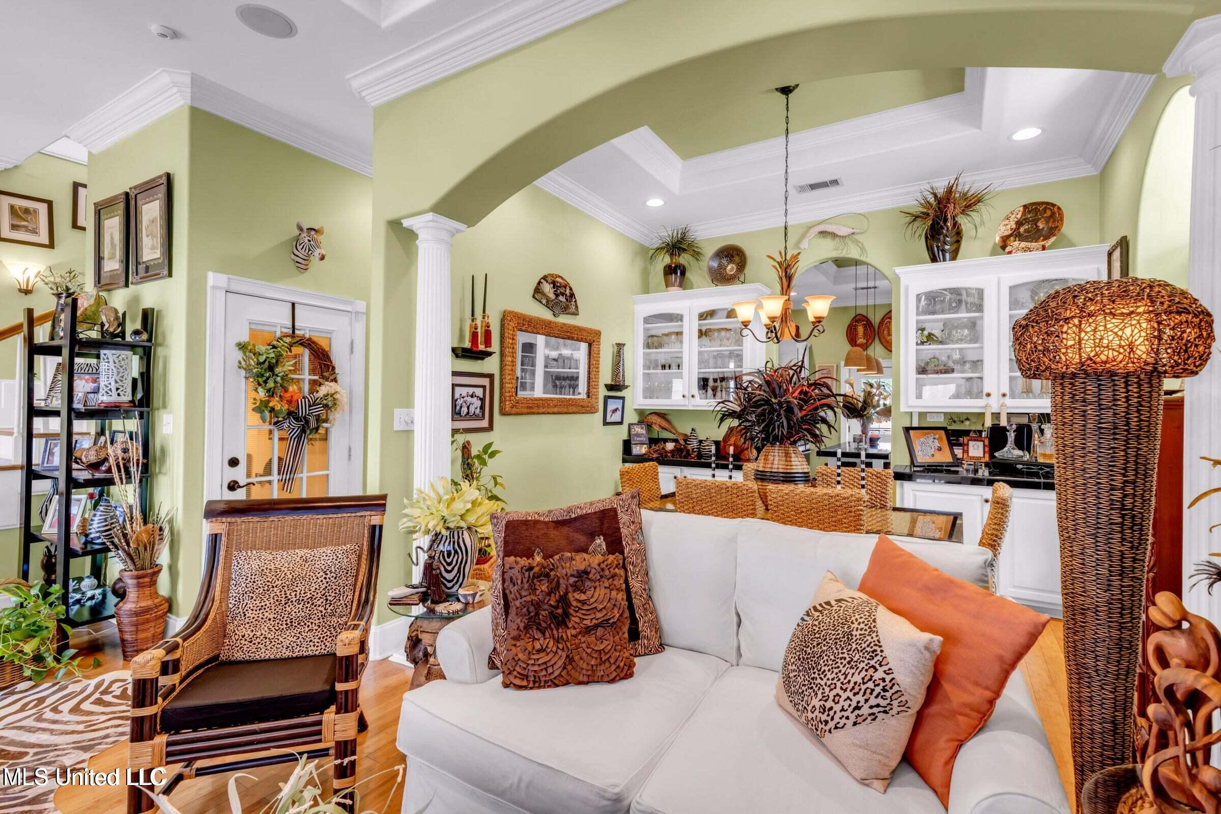 Biloxi, Mississippi, 39530, United States, 3 Bedrooms Bedrooms, ,3 BathroomsBathrooms,Residential,For Sale,1991800