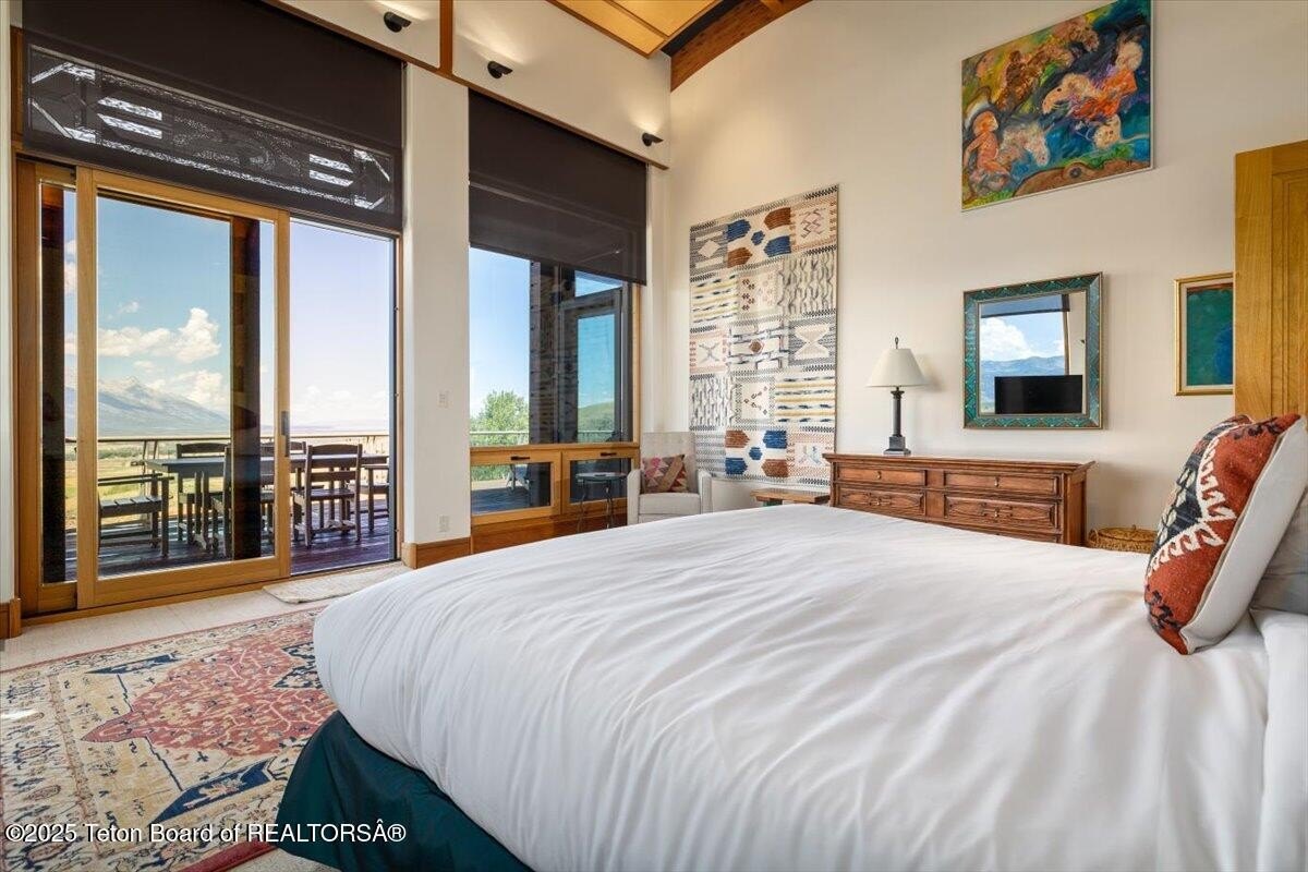 Jackson, Wyoming, 83001, United States, 4 Bedrooms Bedrooms, ,5 BathroomsBathrooms,Residential,For Sale,1851066