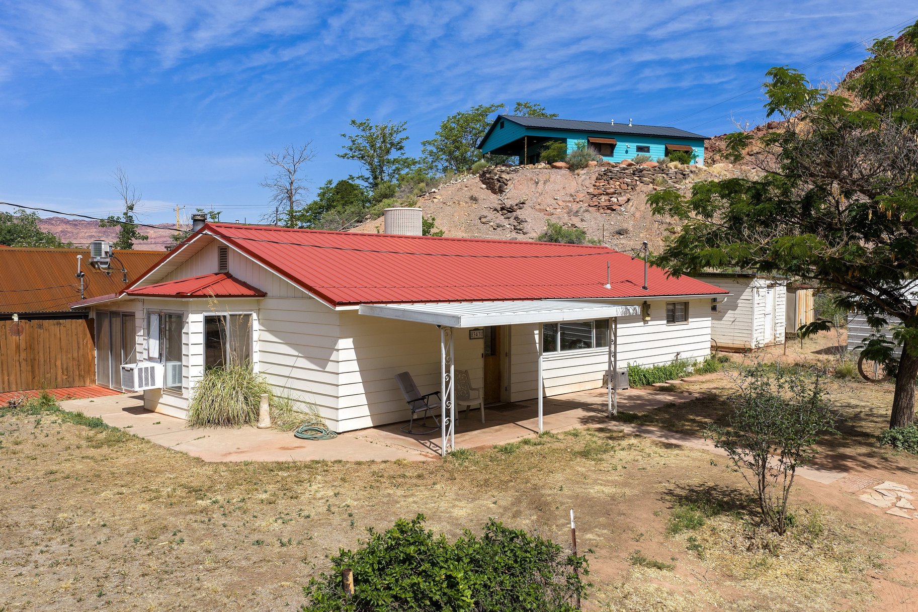  Fixer-Upper Opportunity - Priced to Sell - 物件實景