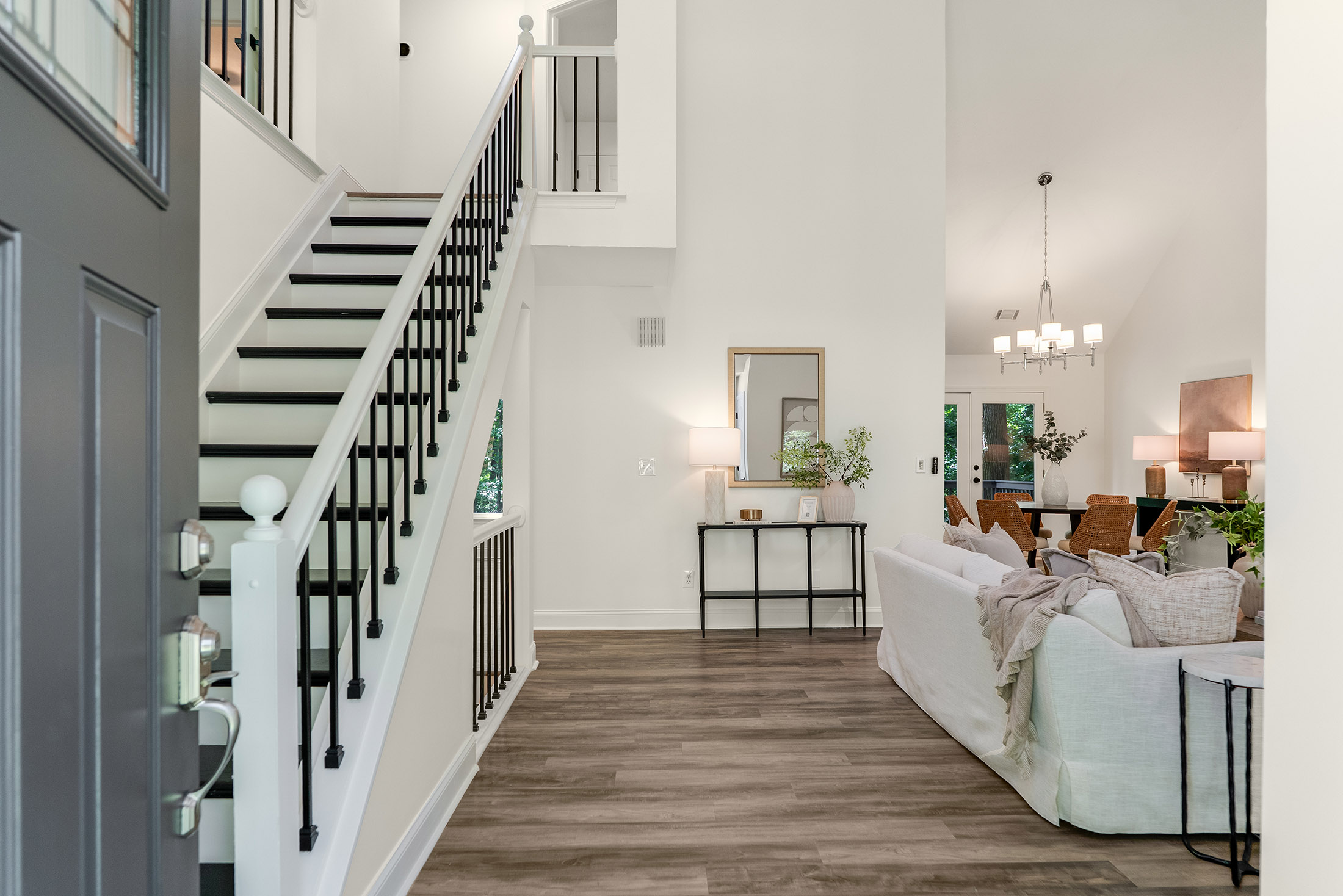  Exceptional Value in Mannings Ridge with Major Updates Throughout - 物件實景
