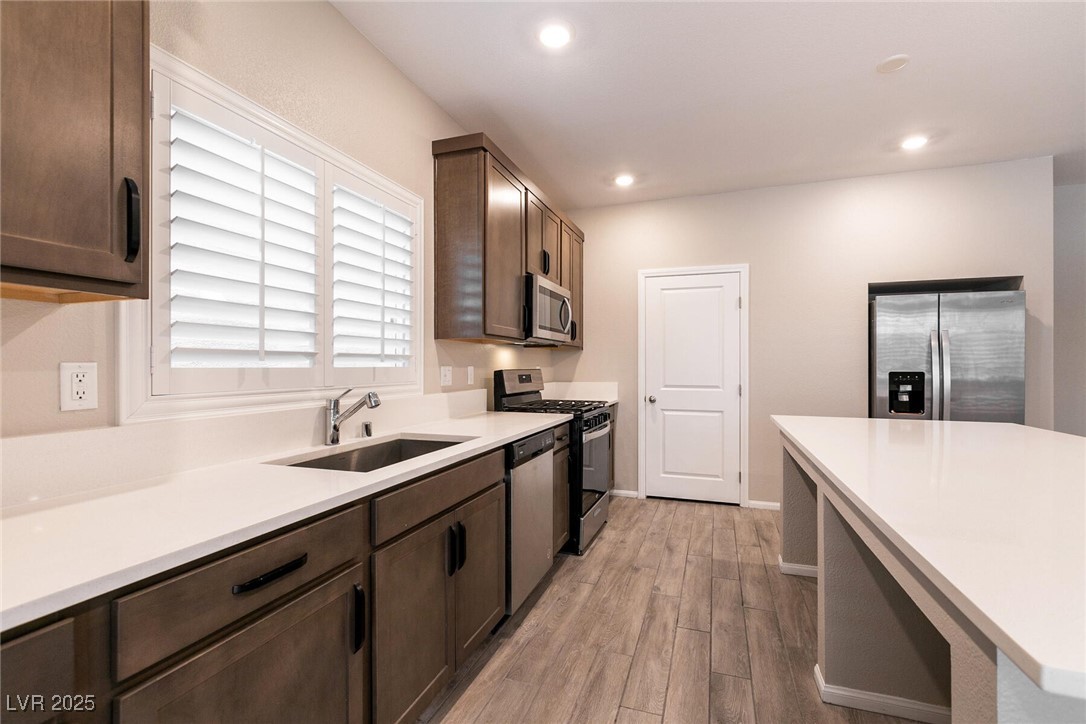 Las Vegas, Nevada, 89141, United States, 3 Bedrooms Bedrooms, ,2 BathroomsBathrooms,Residential,For Sale,1988109