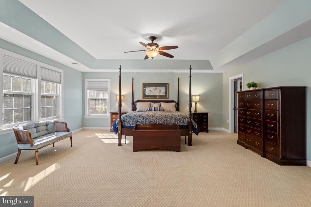 Broadlands, Virginia, 20148, United States, 5 Bedrooms Bedrooms, ,5 BathroomsBathrooms,Residential,For Sale,1977540