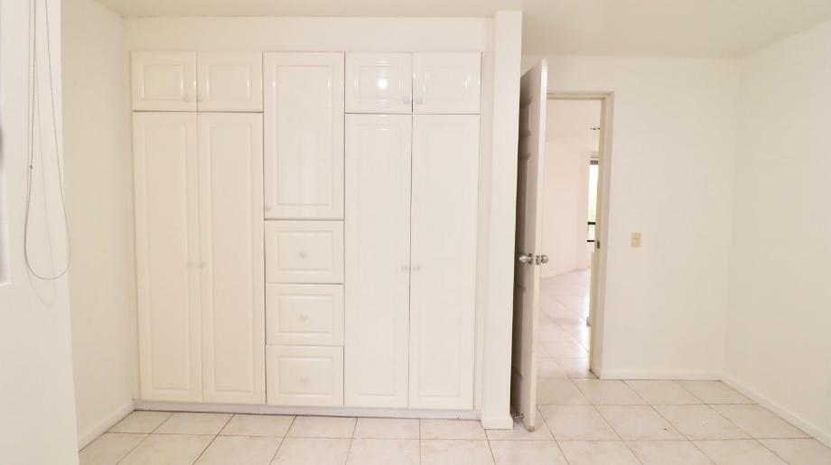 Morelia, Michoacán de Ocampo, 58090, Mexico, 6 Bedrooms Bedrooms, ,5 BathroomsBathrooms,Residential,For Sale,1917745