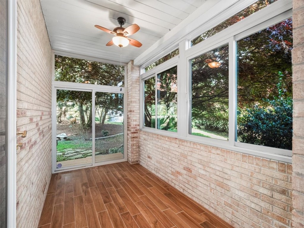 Marshall, Pennsylvania, 15090, United States, 4 Bedrooms Bedrooms, ,5 BathroomsBathrooms,Residential,For Sale,1989478