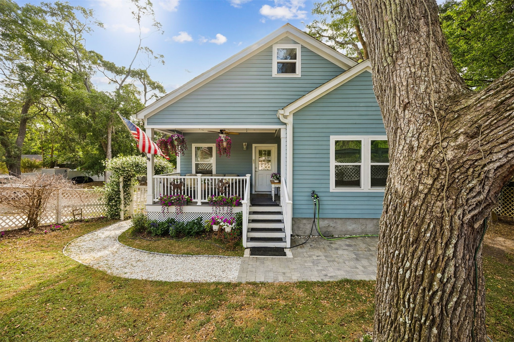 Fernandina Beach, Florida, 32034, United States, 3 Bedrooms Bedrooms, ,2 BathroomsBathrooms,Residential,For Sale,2040424