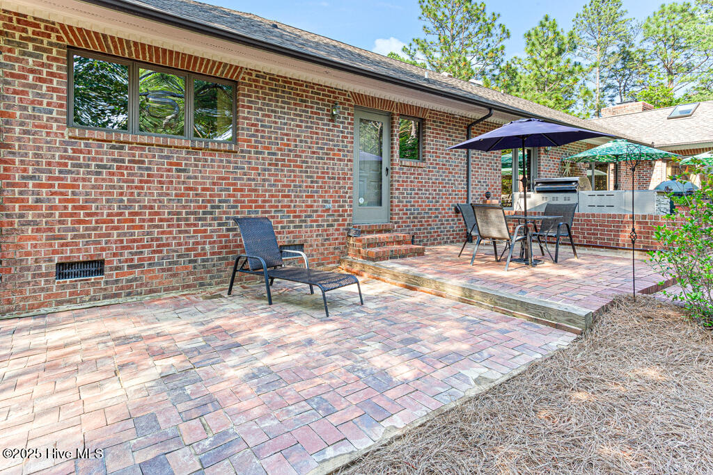 Pinehurst, North Carolina, 28374, United States, 3 Bedrooms Bedrooms, ,4 BathroomsBathrooms,Residential,For Sale,1875660