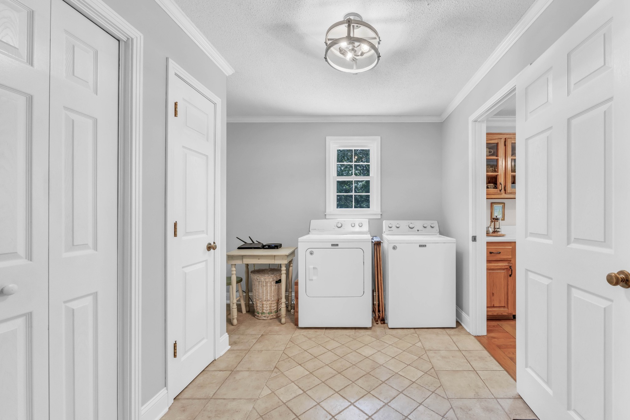 Clarksville, Tennessee, 37040, United States, 3 Bedrooms Bedrooms, ,4 BathroomsBathrooms,Residential,For Sale,1974190