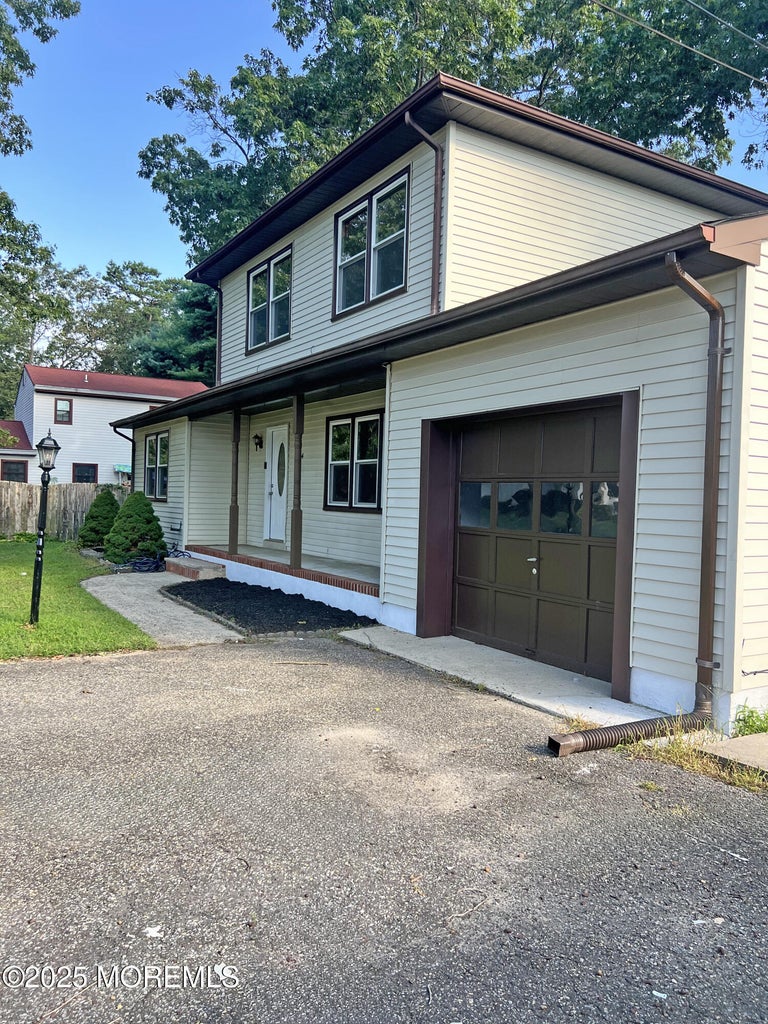 Brick, New Jersey, 08724, United States, 4 Bedrooms Bedrooms, ,2 BathroomsBathrooms,Residential,For Sale,1914346