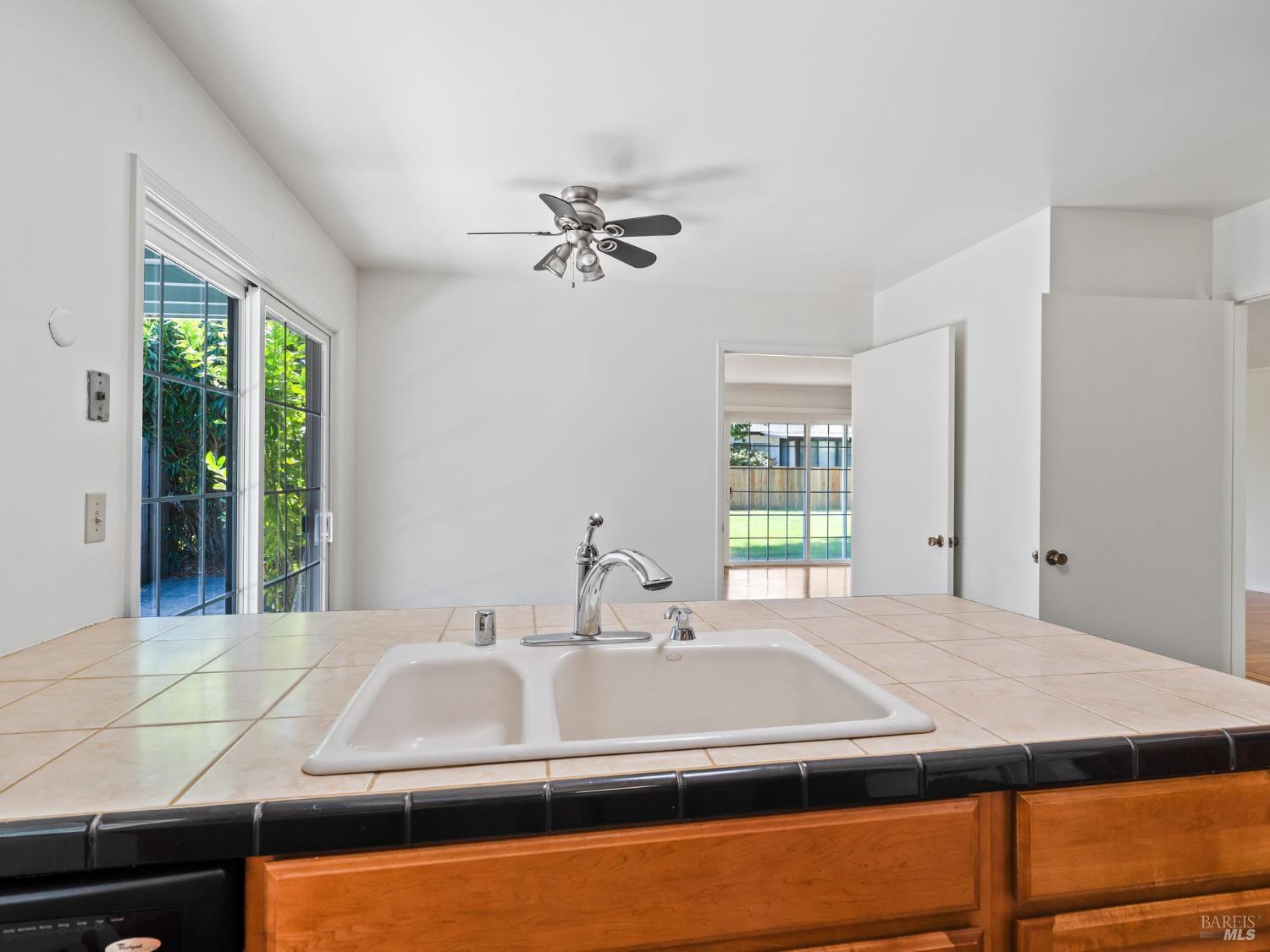 Sonoma, California, 95476, United States, 2 Bedrooms Bedrooms, ,2 BathroomsBathrooms,Residential,For Sale,1837248