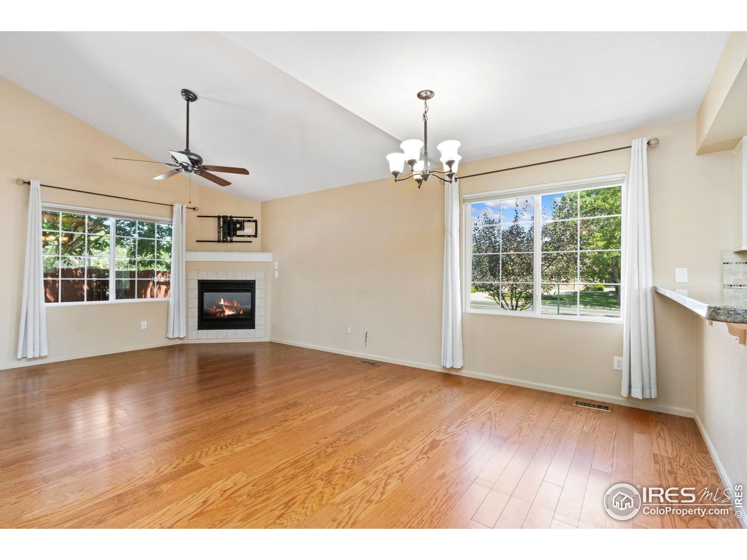 Fort Collins, Colorado, 80524, United States, 3 Bedrooms Bedrooms, ,2 BathroomsBathrooms,Residential,For Sale,1910952