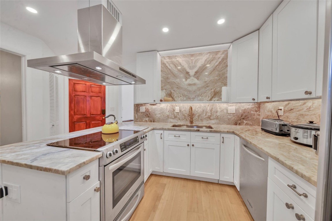 Fort Lauderdale, Florida, 33305, United States, 3 Bedrooms Bedrooms, ,3 BathroomsBathrooms,Residential,For Sale,2005472