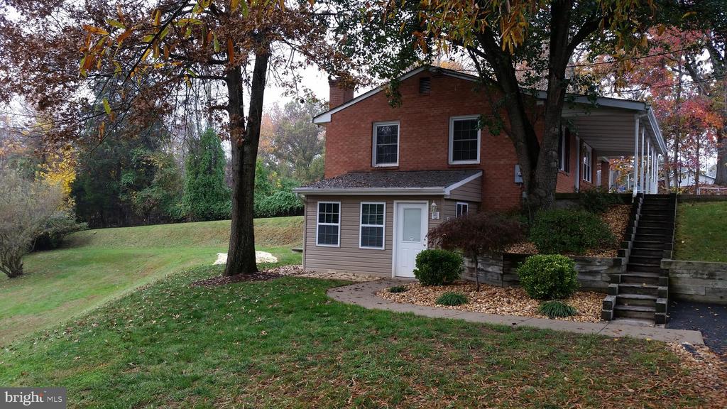 Stafford, Virginia, 22556, United States, 3 Bedrooms Bedrooms, ,2 BathroomsBathrooms,Residential,For Sale,2048018