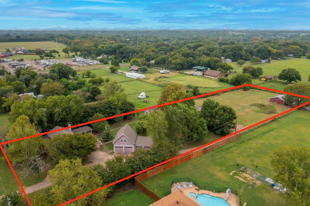 Palmer, Texas, 75152, United States, 4 Bedrooms Bedrooms, ,4 BathroomsBathrooms,Residential,For Sale,1943207