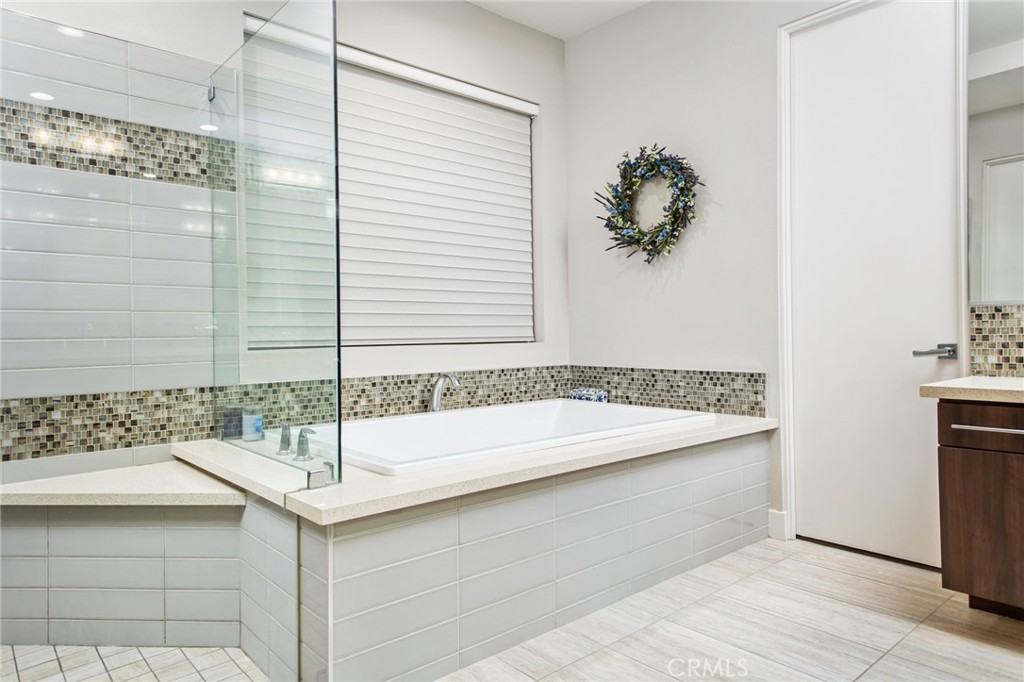 Rancho Mirage, California, 92270, United States, 4 Bedrooms Bedrooms, ,3 BathroomsBathrooms,Residential,For Sale,2010375