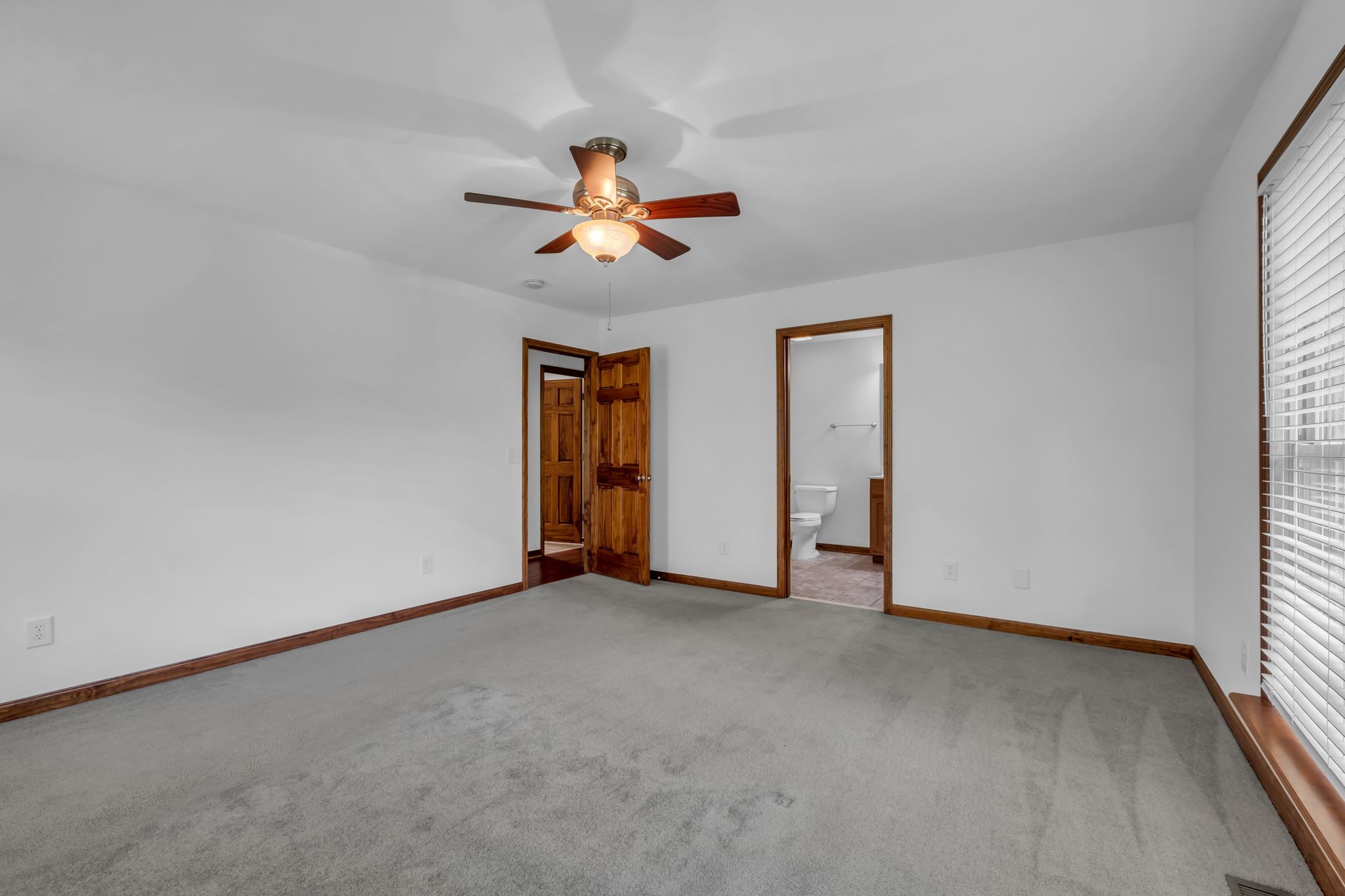Whites Creek, Tennessee, 37189, United States, 3 Bedrooms Bedrooms, ,3 BathroomsBathrooms,Residential,For Sale,1895173