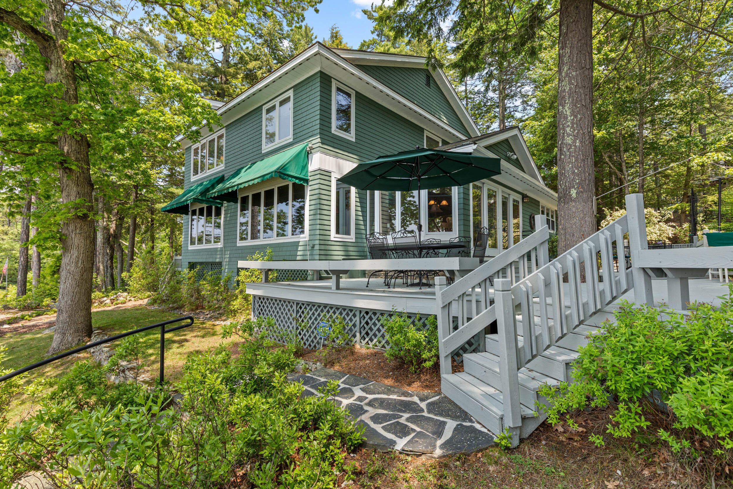 Raymond, Maine, 04071, United States, 4 Bedrooms Bedrooms, ,3 BathroomsBathrooms,Residential,For Sale,1974658