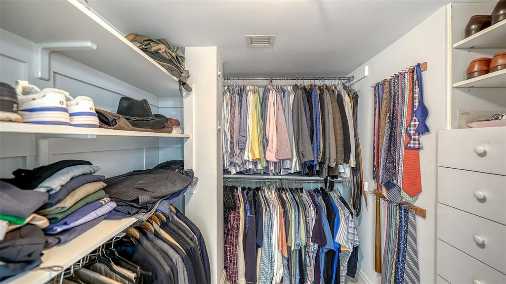 Sarasota, Florida, 34236, United States, 3 Bedrooms Bedrooms, ,3 BathroomsBathrooms,Residential,For Sale,1992113