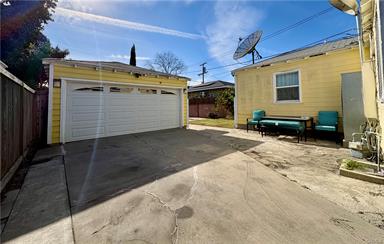Lynwood, California, 90262, United States, 3 Bedrooms Bedrooms, ,1 BathroomBathrooms,Residential,For Sale,2013813