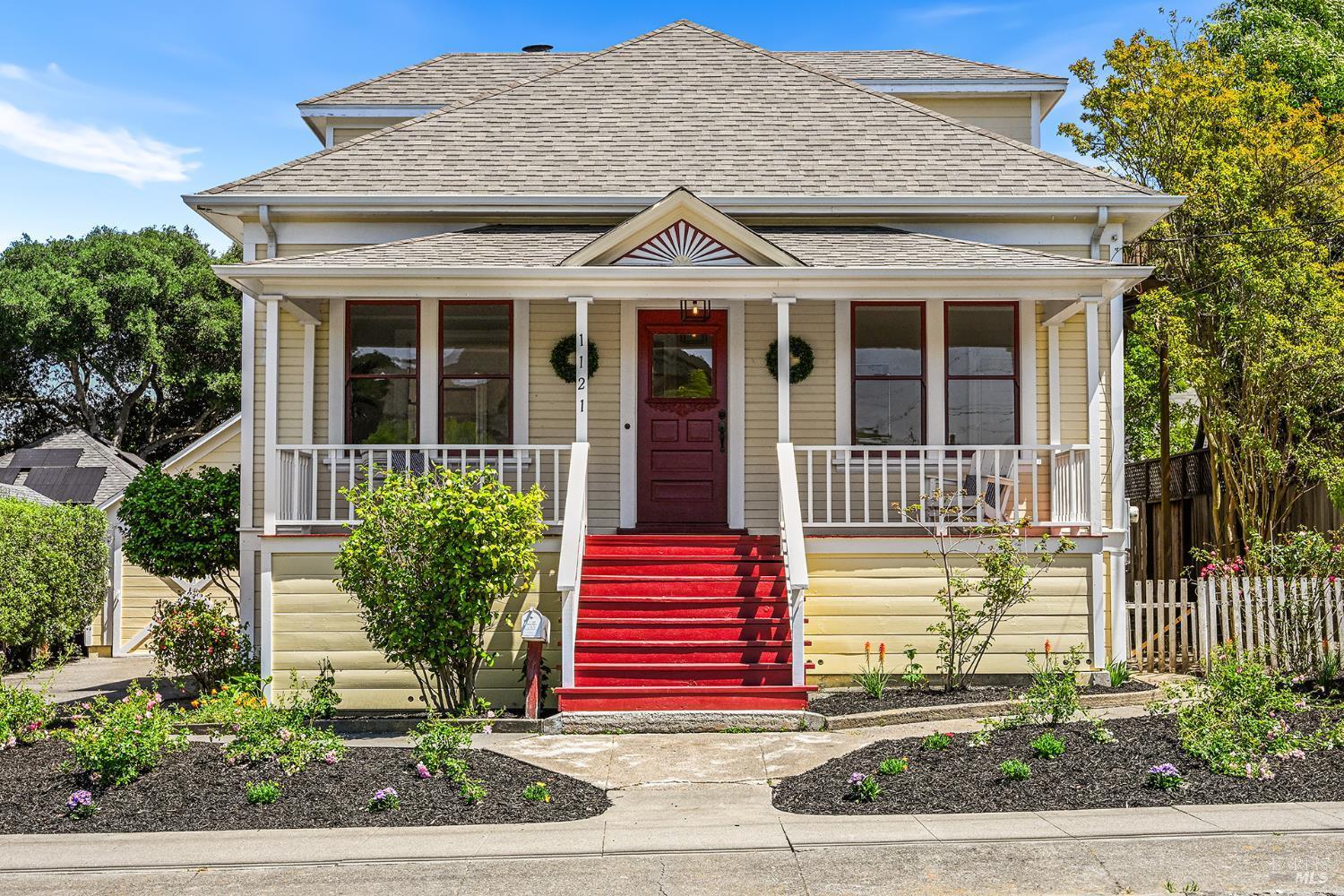 Petaluma, California, 94952, United States, 4 Bedrooms Bedrooms, ,2 BathroomsBathrooms,Residential,For Sale,2048803