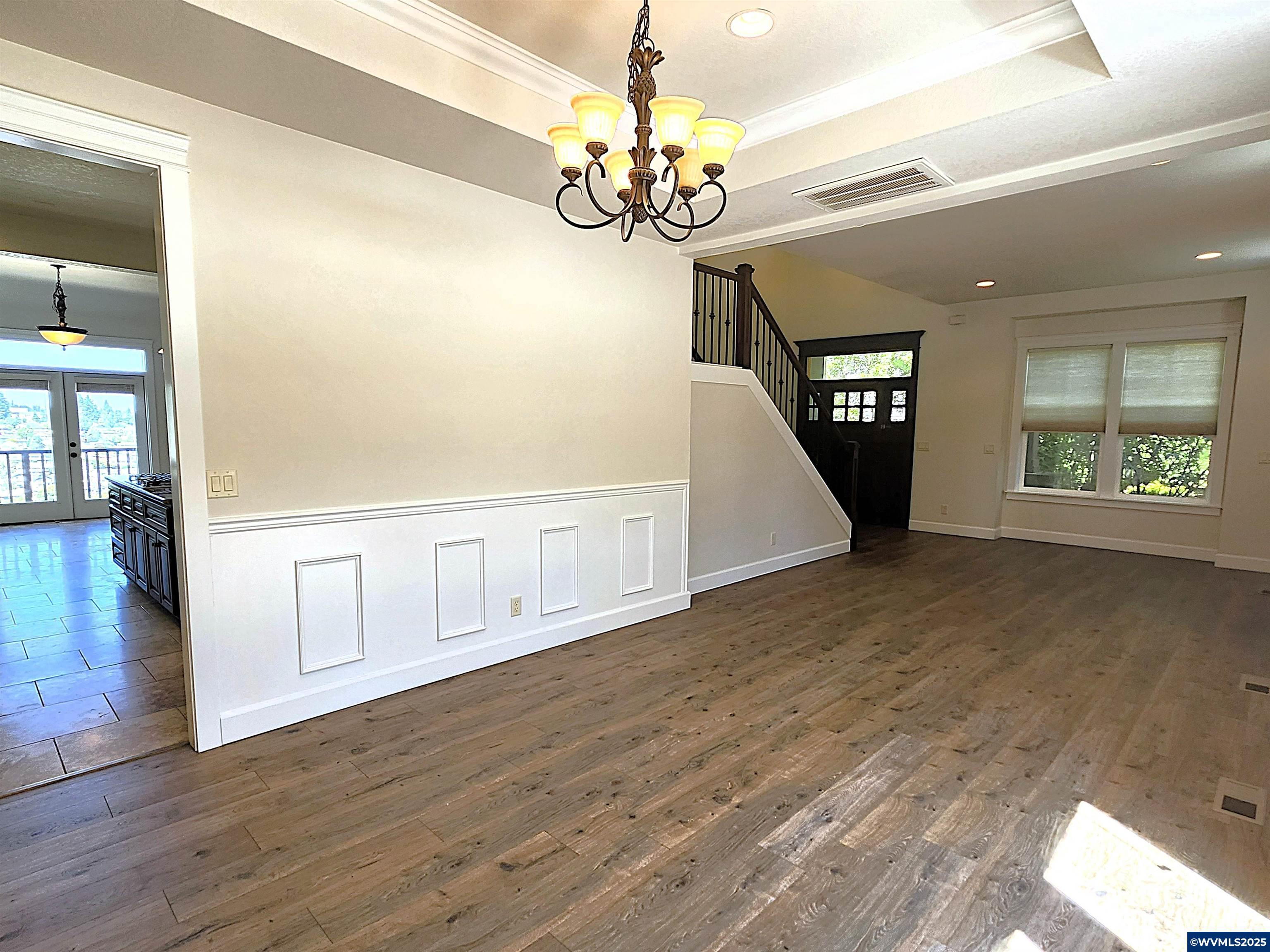 Salem, Oregon, 97304, United States, 4 Bedrooms Bedrooms, ,3 BathroomsBathrooms,Residential,For Sale,1840463