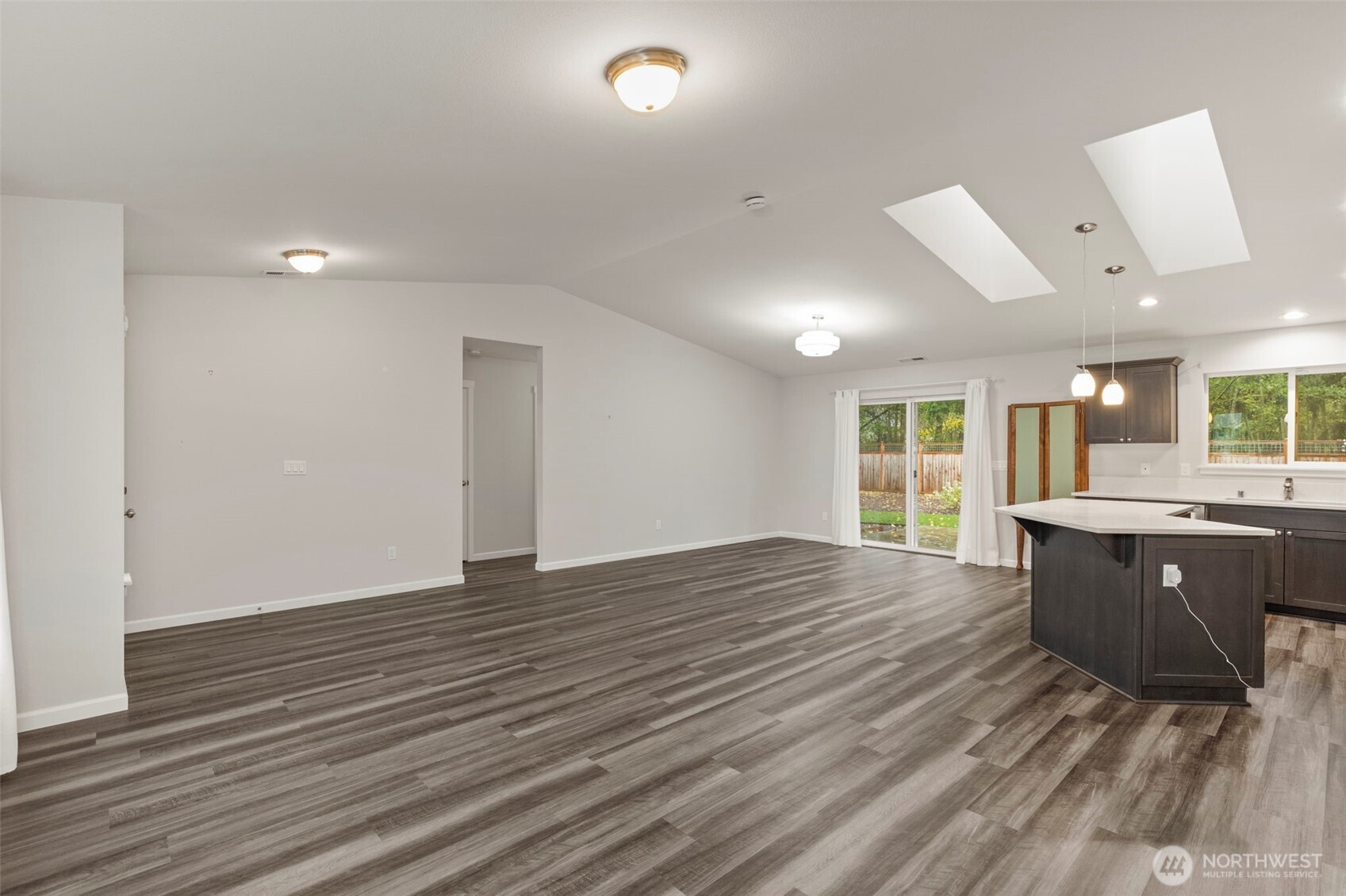 Port Townsend, Washington, 98368, United States, 3 Bedrooms Bedrooms, ,1 BathroomBathrooms,Residential,For Sale,1989519