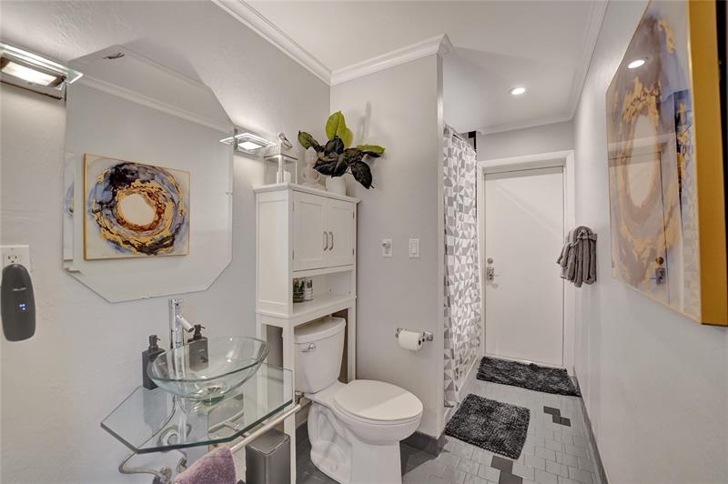 Oakland Park, Florida, 33334, United States, 4 Bedrooms Bedrooms, ,2 BathroomsBathrooms,Residential,For Sale,1934491