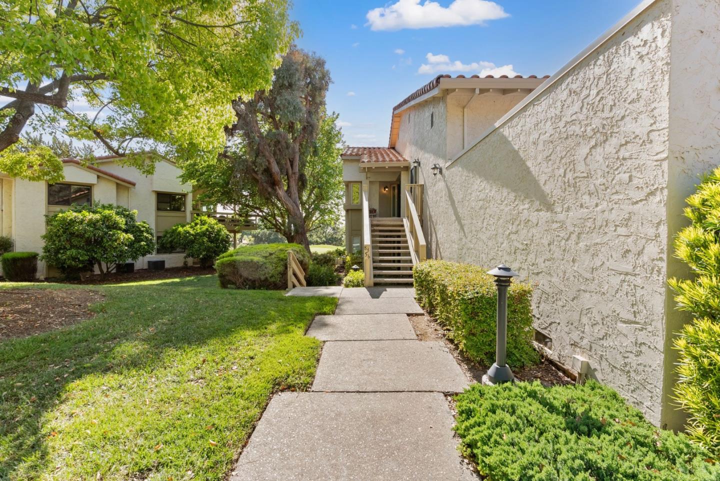 San Jose, California, 95135, United States, 2 Bedrooms Bedrooms, ,2 BathroomsBathrooms,Residential,For Sale,1794492