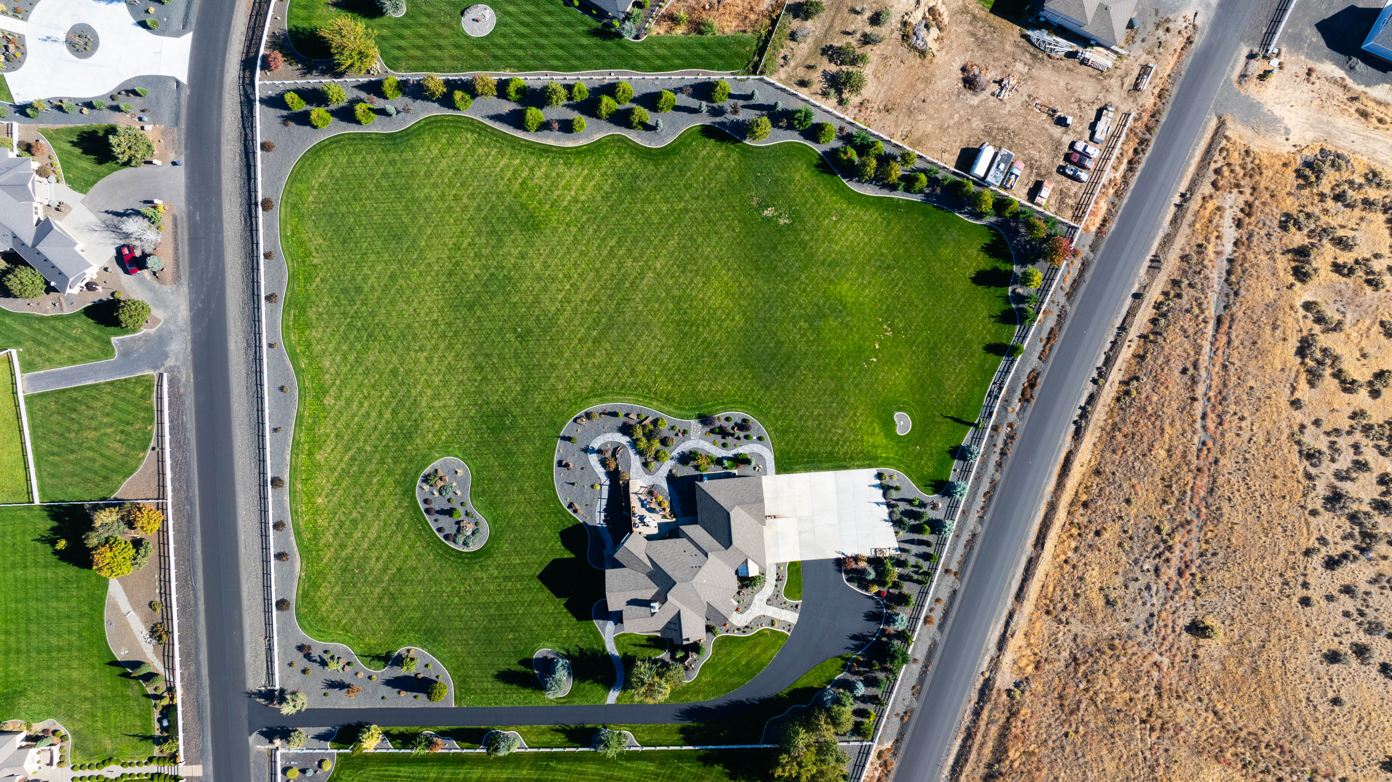  Views 6 Car Garage, Luxury Estate on 4 acres. - 物件實景